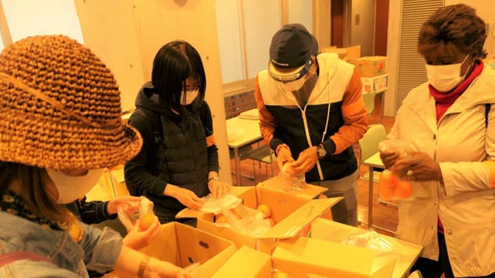 コロナ禍の生活困窮者を支援「大人食堂」へかんきつ提供　パルシステム連合会