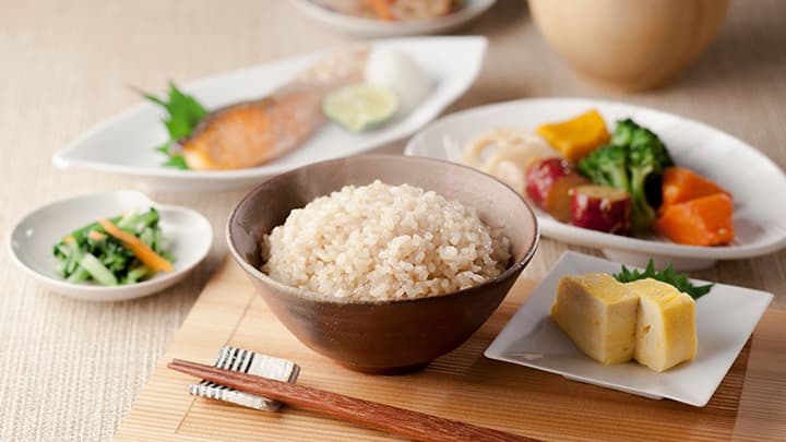 「玄米」が非アルコール性脂肪肝を予防・抑制　東京農大とアルファー食品が共同研究
