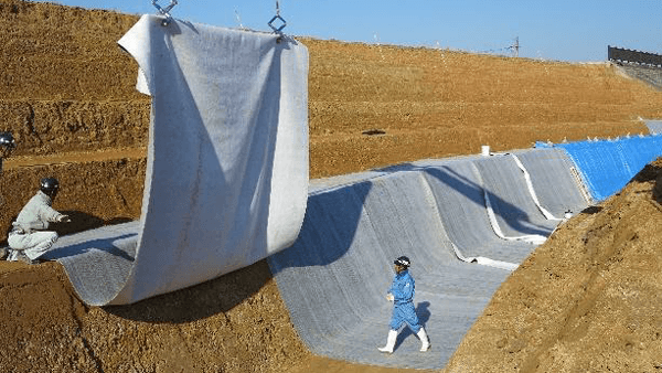 ため池ベントナイトシート工法の設計手順・施工方法　解説マニュアル公開　農研機構