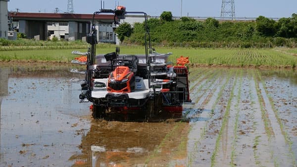 富山スマート農業高精度位置補正情報サービス　提供業務を受託　NTTイードローン