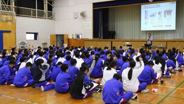 茨城県つくばみらい市立伊奈中学校で農業とSDGsについて出前授業　井関農機
