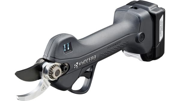 クラス最速の開閉スピードと軽量ボディ「充電式剪定ばさみ」新発売　京セラ