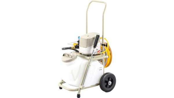 除草剤・液肥の散布に　静音で排出ガスが発生しない「充電式ハイパワー噴霧器」一般販売　工進