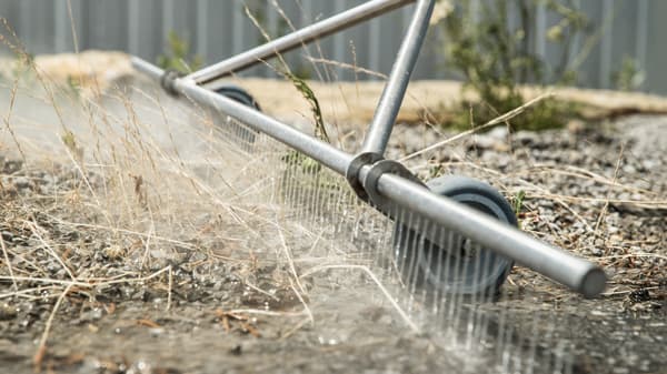 環境にやさしい温水除草システム「HDS 1000 DE WEED」新発売　ケルヒャー