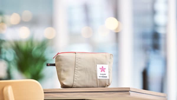 廃棄ユニフォームをポーチへ　アップサイクルプロジェクト開始　ヤンマー