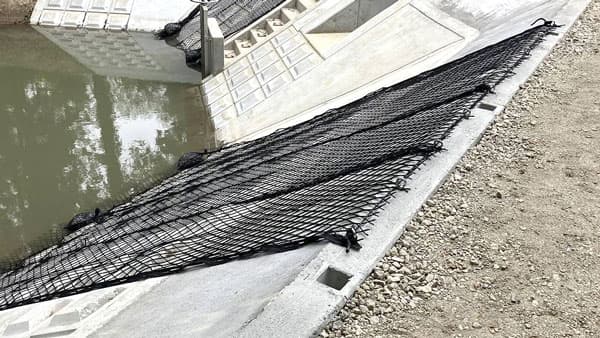 ため池の安全性確保に「ため池救命ネット」開発　前田工繊