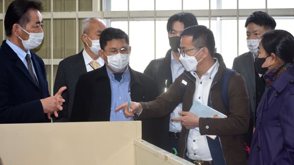 日本の精米技術に関心　茨城でカンボジア政府関係者　ケツト科学研究所が招へい