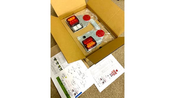 農耕作業機用「公道走行対応ＬＥＤキット」の販売開始　ヤハタ