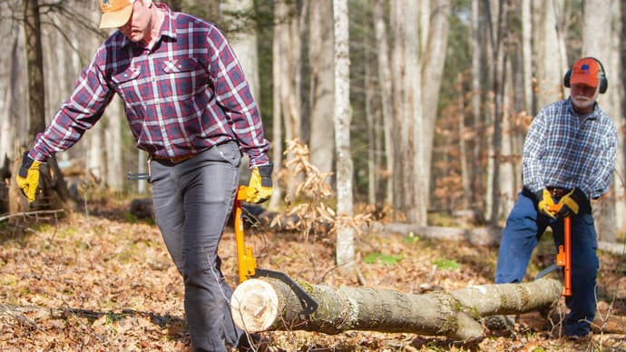 身体への負担を軽減　人間工学に基づいた木材トング「ロゴックスハウラー」新発売
