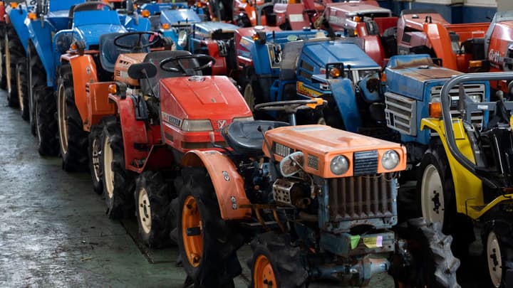 中古農機具の販路拡大へ　鳥取港内航コンテナ試験輸送に参加　MEトレーディング