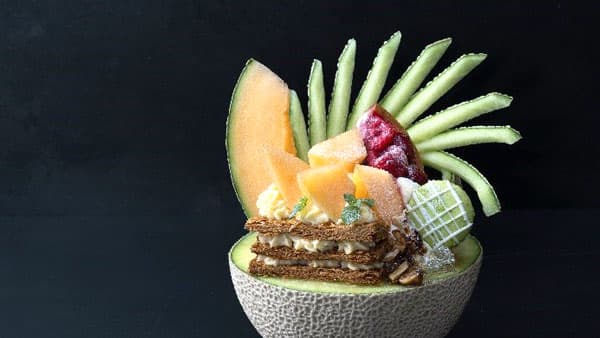 夏限定　まるごとメロンパフェ登場「果房 メロンとロマン」夏メニュー開始　青森県つがる市