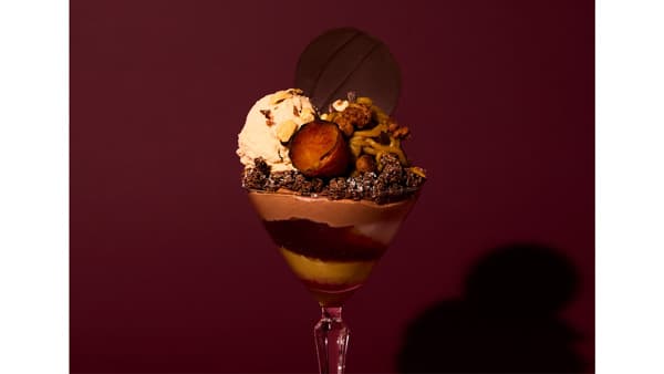 金蜜芋の完成を祝う特別な芋スイーツ「金蜜芋のショコラパフェ」提供　さつまいもの石田農園