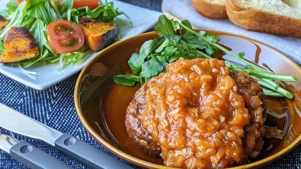 「三浦キャベツ」使用ハンバーグ　神奈川県限定で20日から先行発売　石井食品