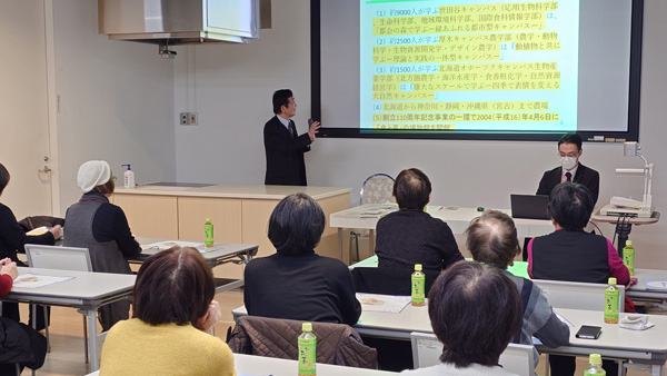 東京農大の白石正彦名誉教授による講義