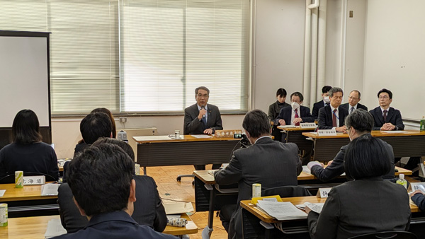 【野沢校正済】〈画像　会議写真〉（野沢）鳥インフル緊急全国会議.jpg