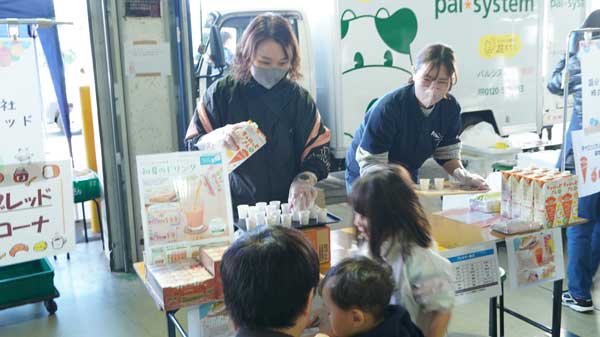 横浜北センター開催時の試食・販売コーナー