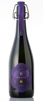 和歌山県のワイナリー発 梅酒の女王「紫艶」 数量限定で先行販売開始 